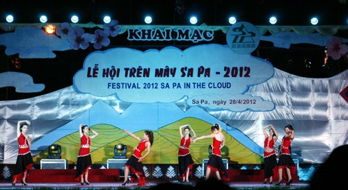 Festival in the Cloud 2012 opens in Sapa - ảnh 1